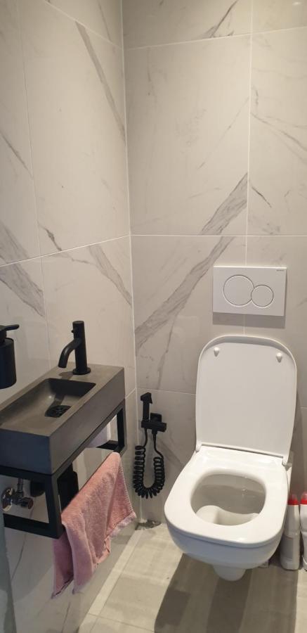 Accommodatie bij particulieren Prive Kamer Met Eigen Douche En Lavabo