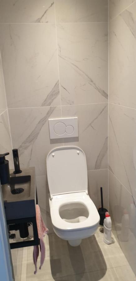 Accommodatie bij particulieren Prive Kamer Met Eigen Douche En Lavabo