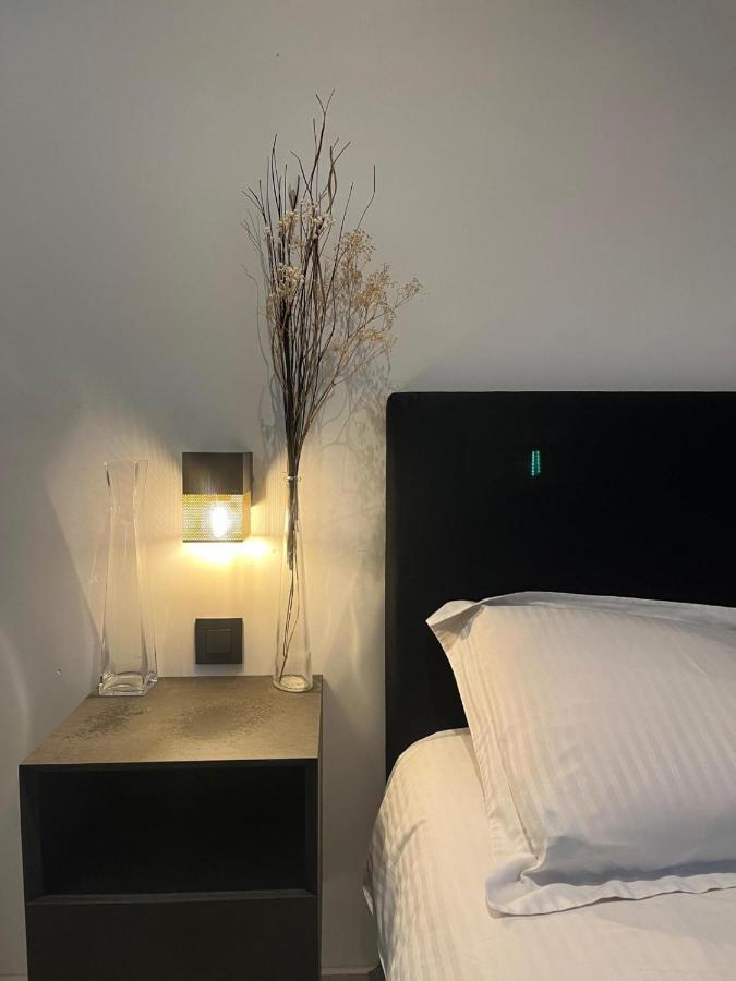Prive Kamer Met Eigen Douche En Lavabo Brugge