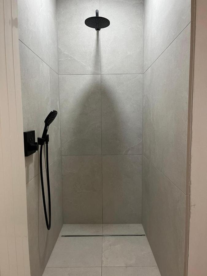 Prive Kamer Met Eigen Douche En Lavabo Accommodatie bij particulieren